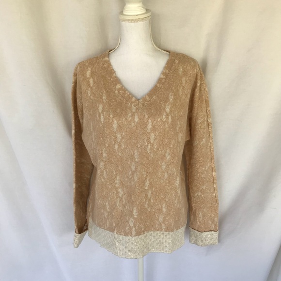 🛍 Kut From The Kloth V neck top size M - Picture 1 of 5